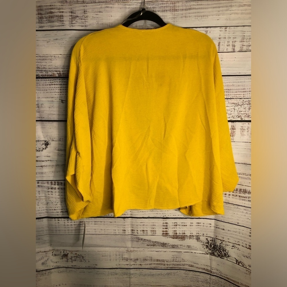 DREAM Yellow Blouse - Picture 13 of 14